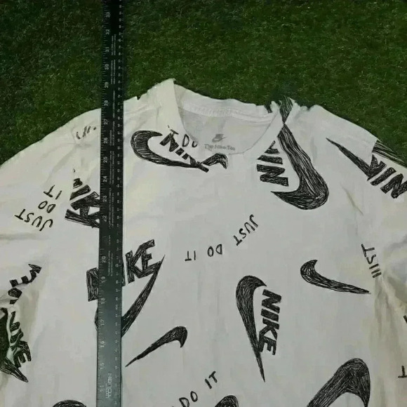AUTHENTIC NIKE AOP JDI T SHIRT DJ6074-100 Large - Picture 5 of 6
